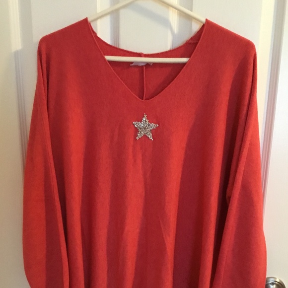 FESTIVE ⭐️ SWEATER - Picture 1 of 6